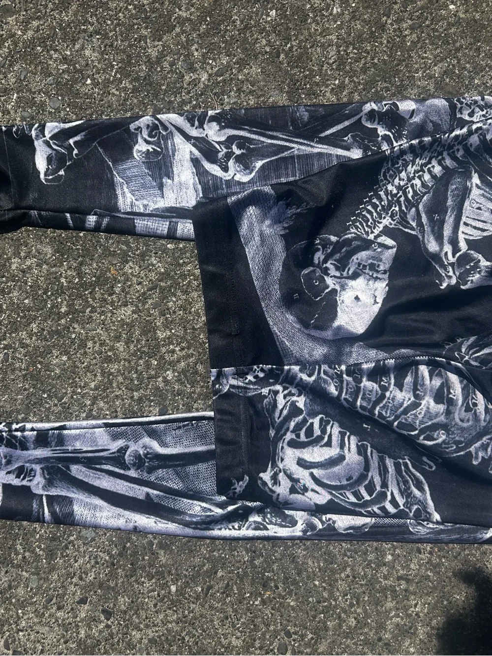 Blackmilk Skull Leggings Tights - Picture 5 of 9